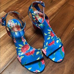 Also Blue Floral 8.5 heels